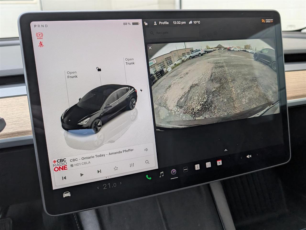 2022 Tesla Model 3 STANDARD Photo