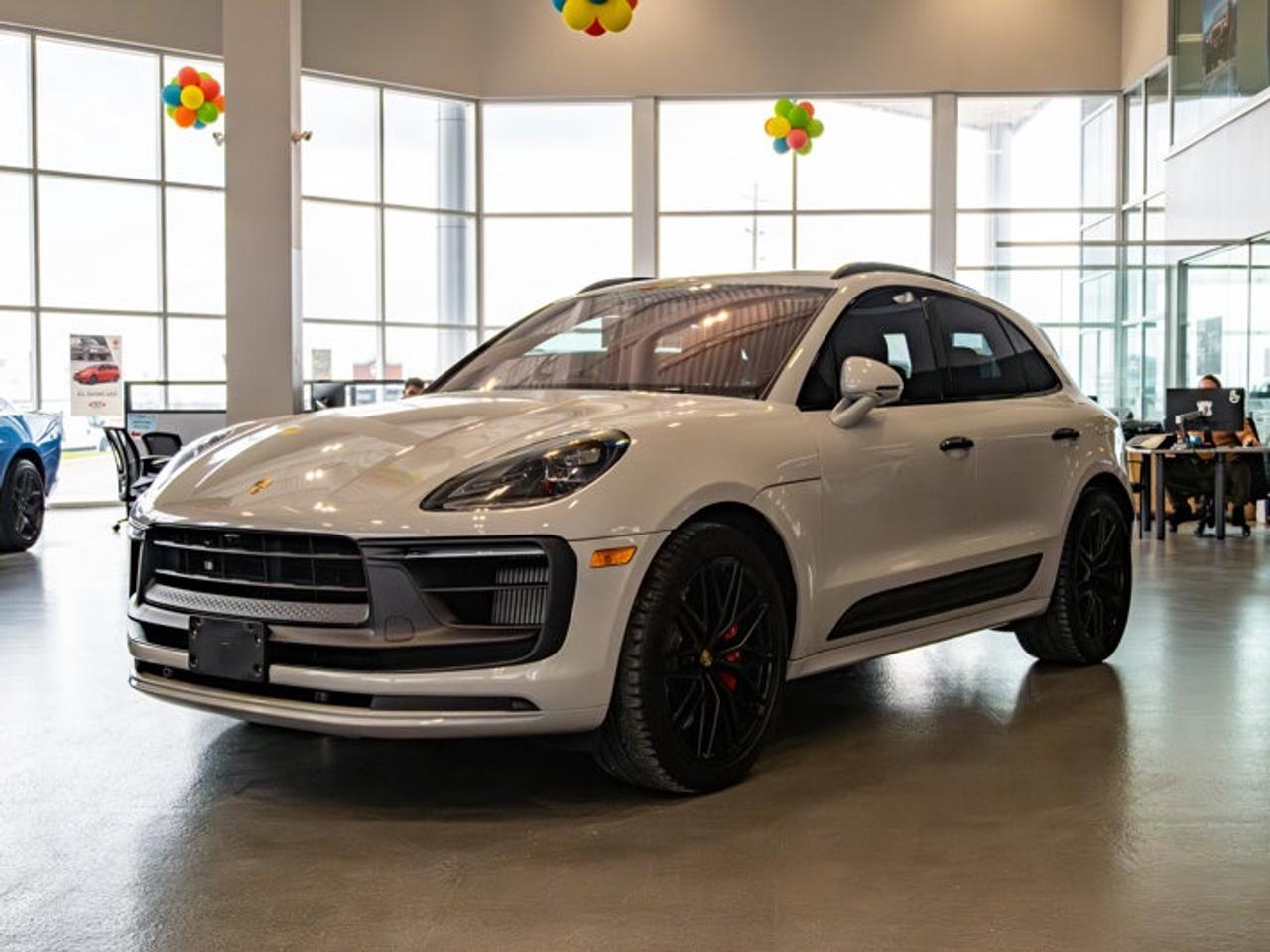 2023 Porsche Macan GTS Photo