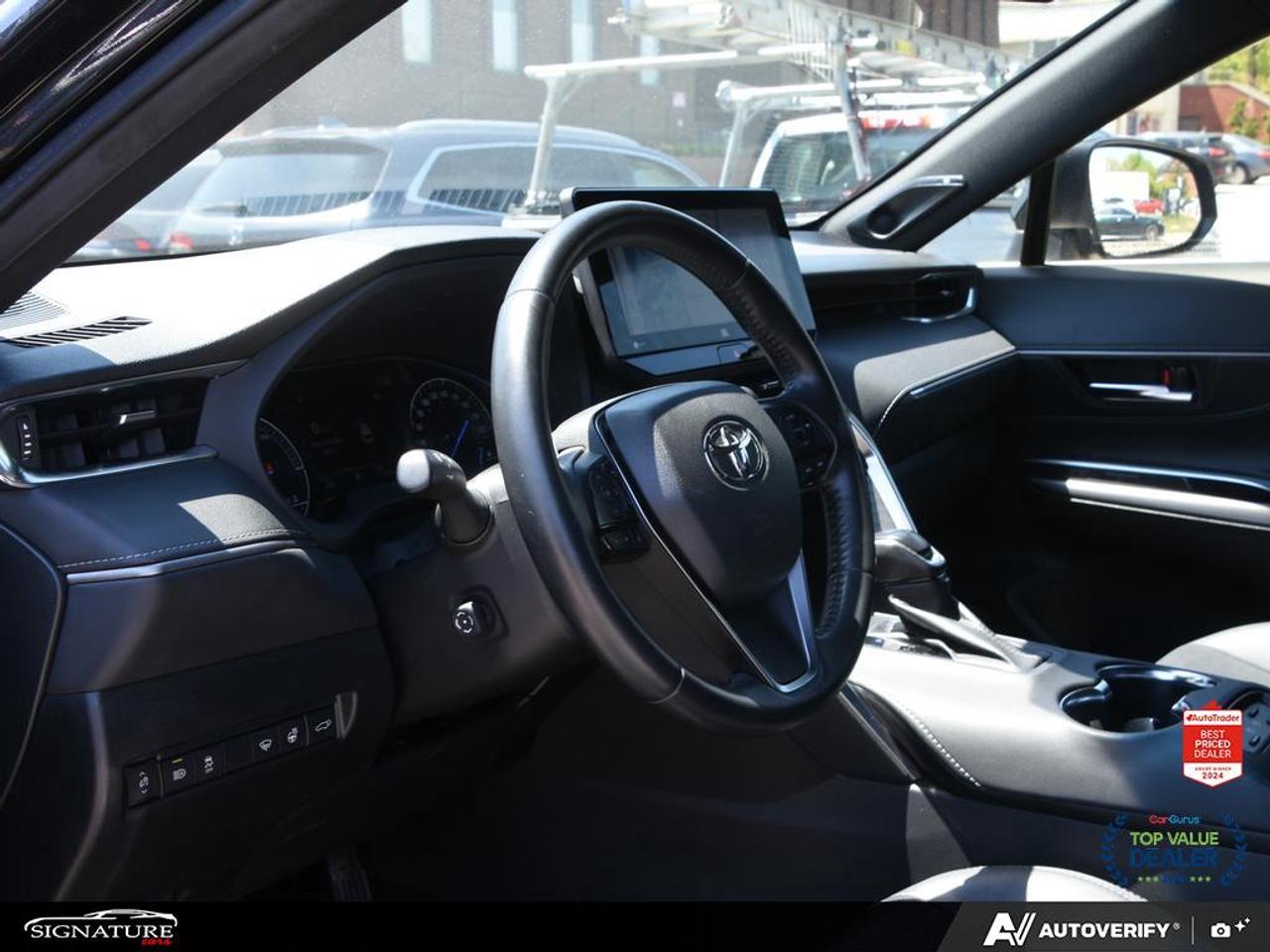 2021 Toyota Venza XLE AWD No Accident Sunroof Navigation Leather Photo