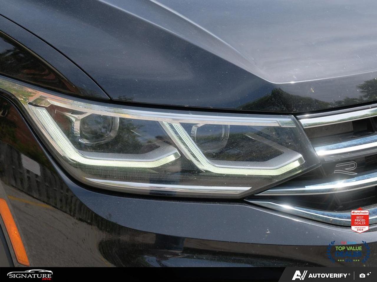 2022 Volkswagen Tiguan Highline R-Line No Accident Fender Panoroof Leathe Photo