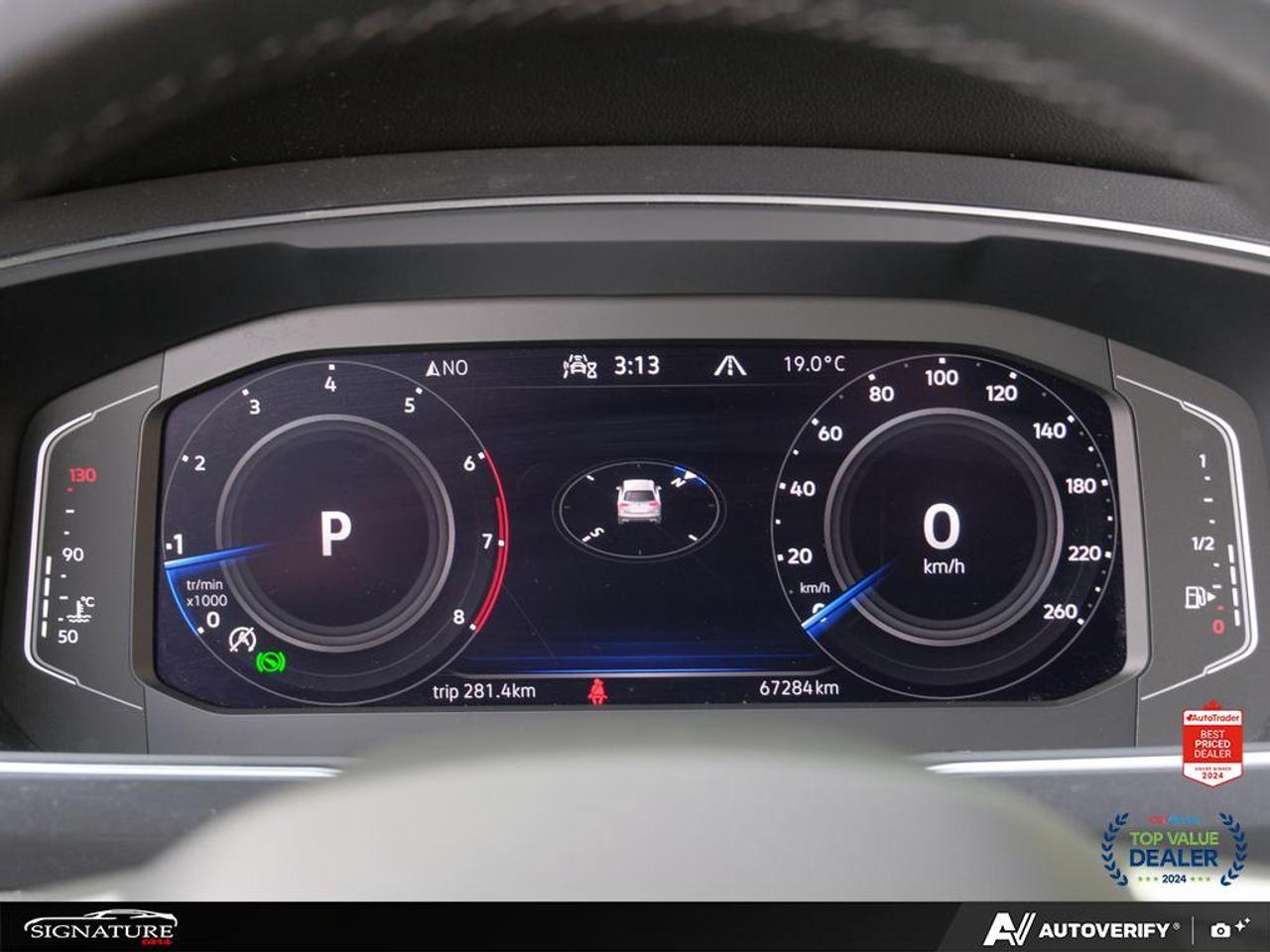 2022 Volkswagen Tiguan Highline R-Line No Accident Fender Panoroof Leathe Photo