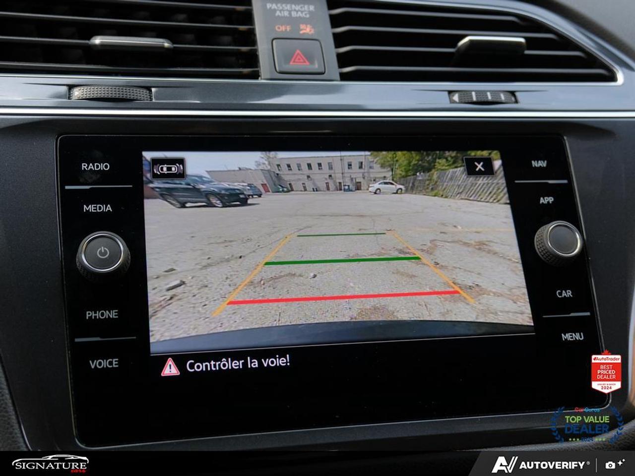 2022 Volkswagen Tiguan Highline R-Line No Accident Fender Panoroof Leathe Photo