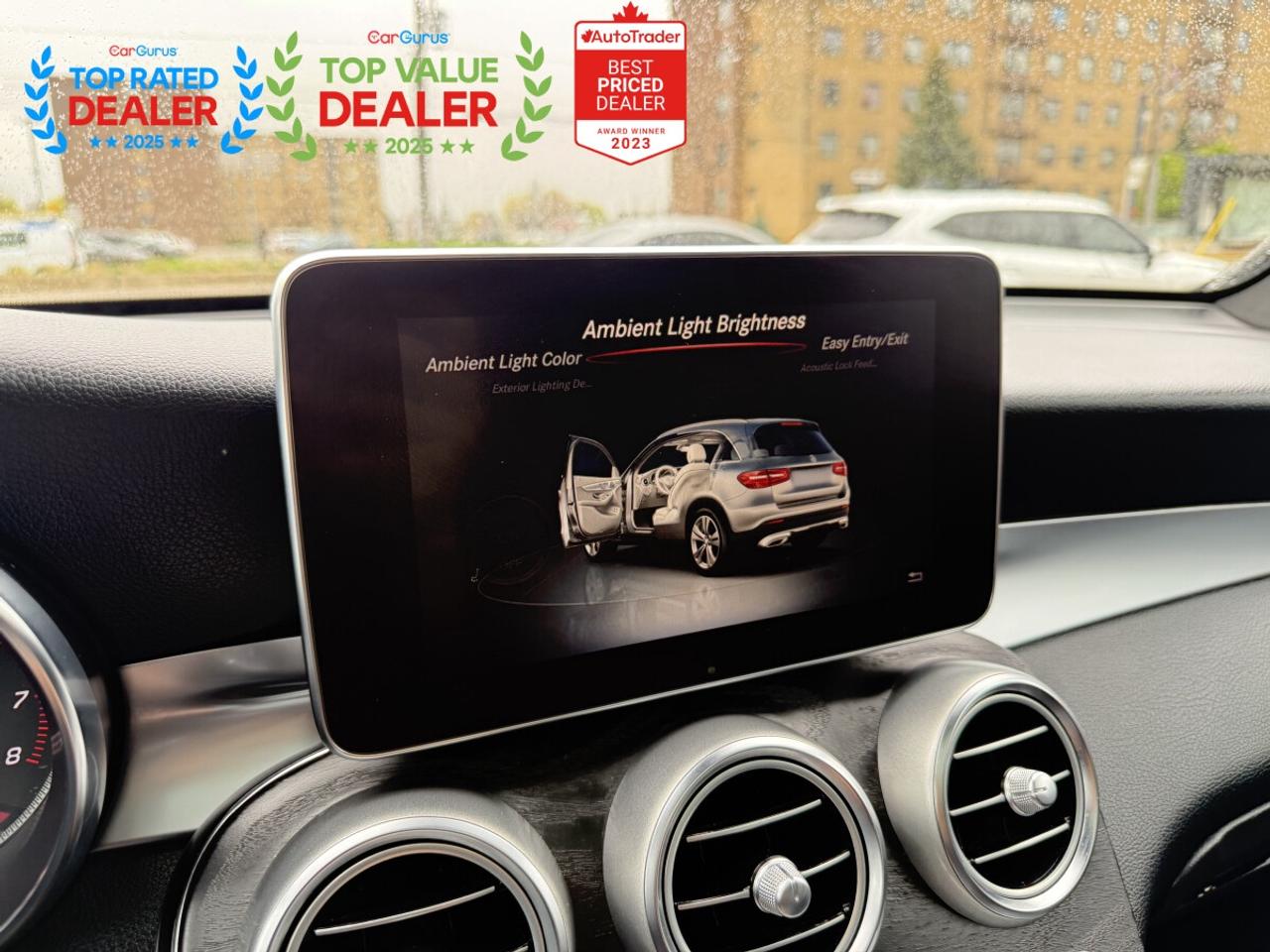 2018 Mercedes-Benz GLC-Class //AMG PKG | 360 CAMERA | PANO | LOADED Photo
