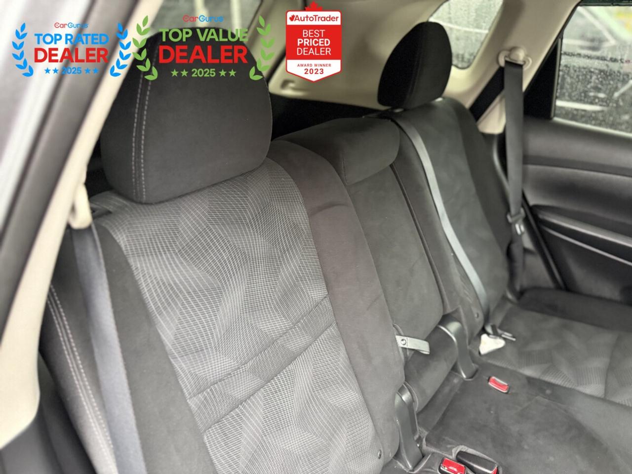 2015 Nissan Rogue S | REAR CAMERA | LIKE NEW | LOW KM Photo