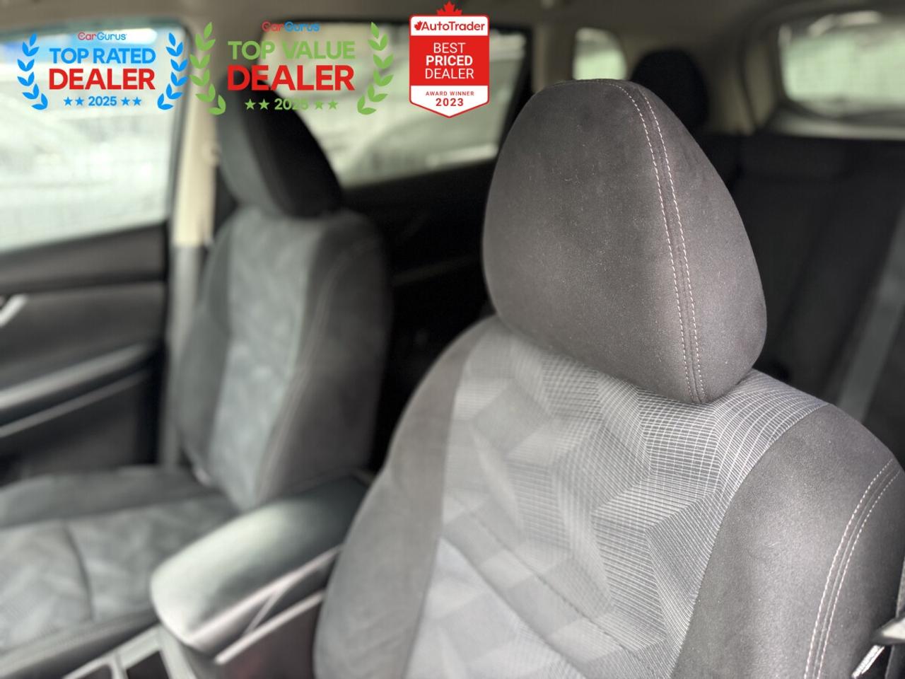 2015 Nissan Rogue S | REAR CAMERA | LIKE NEW | LOW KM Photo