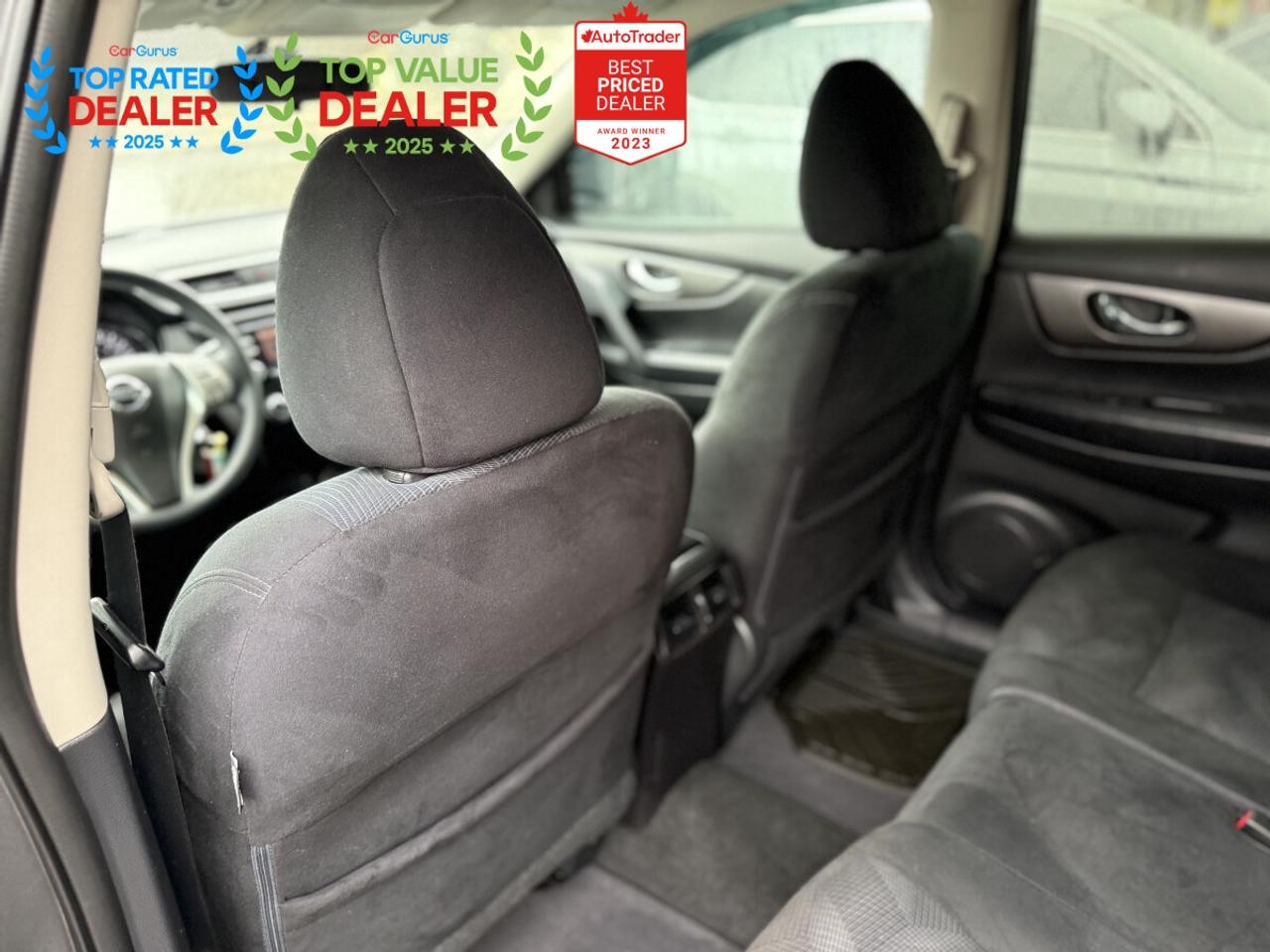 2015 Nissan Rogue S | REAR CAMERA | LIKE NEW | LOW KM Photo