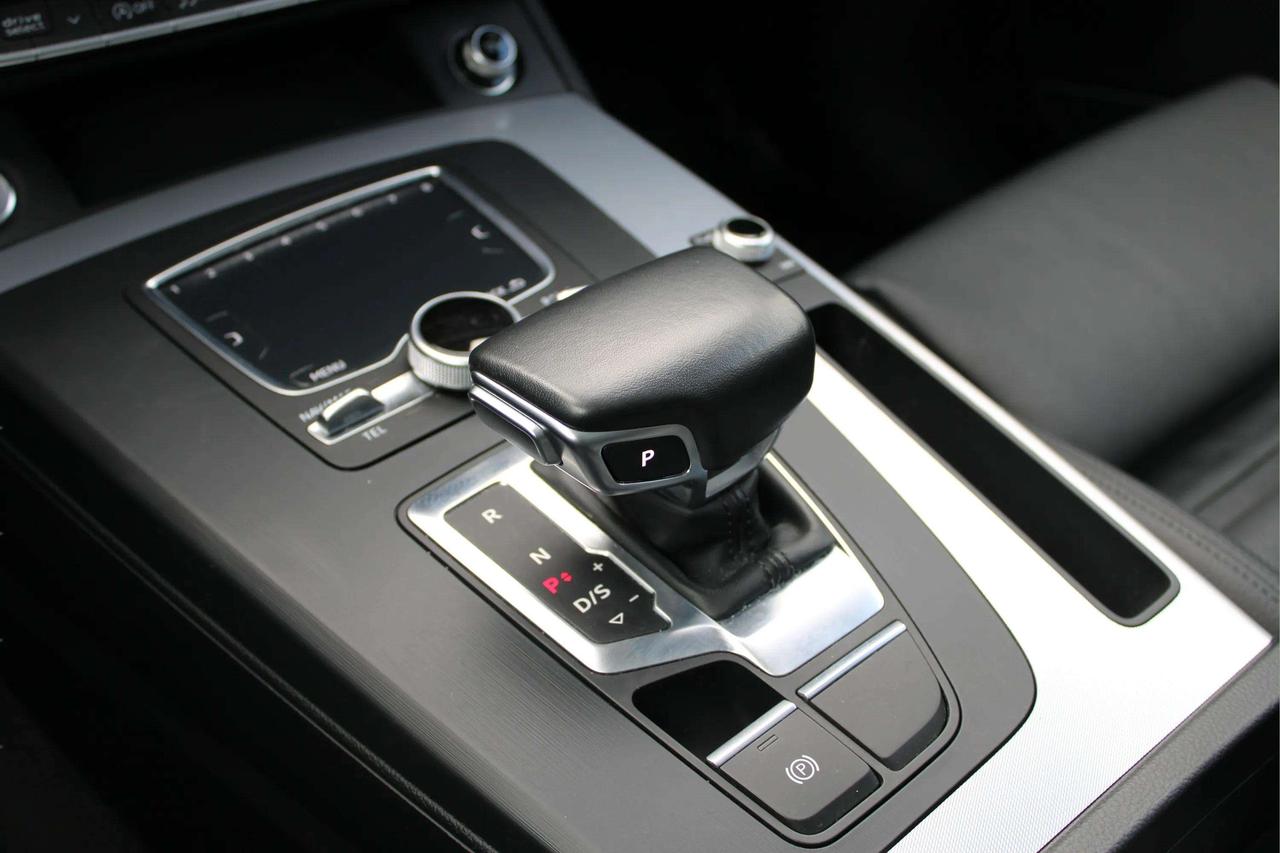 2018 Audi Q5 Technik Photo