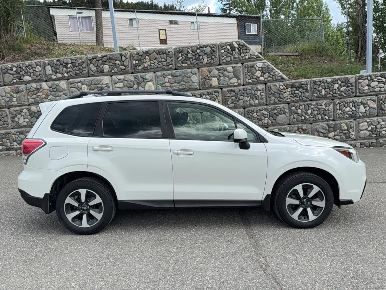 2017 Subaru Forester Limited Photo