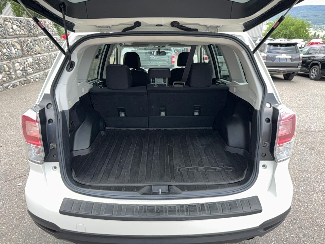 2017 Subaru Forester Limited Photo
