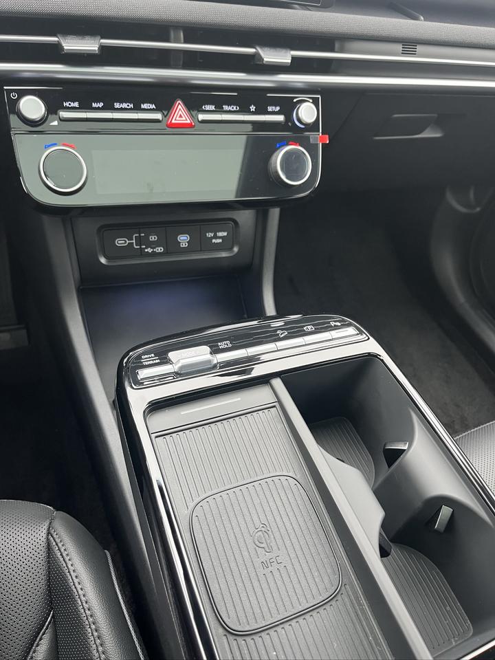 2026 Hyundai Tucson ULTIMATE HEV Photo