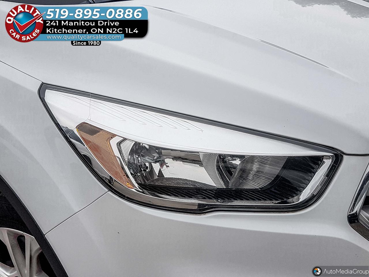 2018 Ford Escape SE AWD *HEATED SEATS* Photo2
