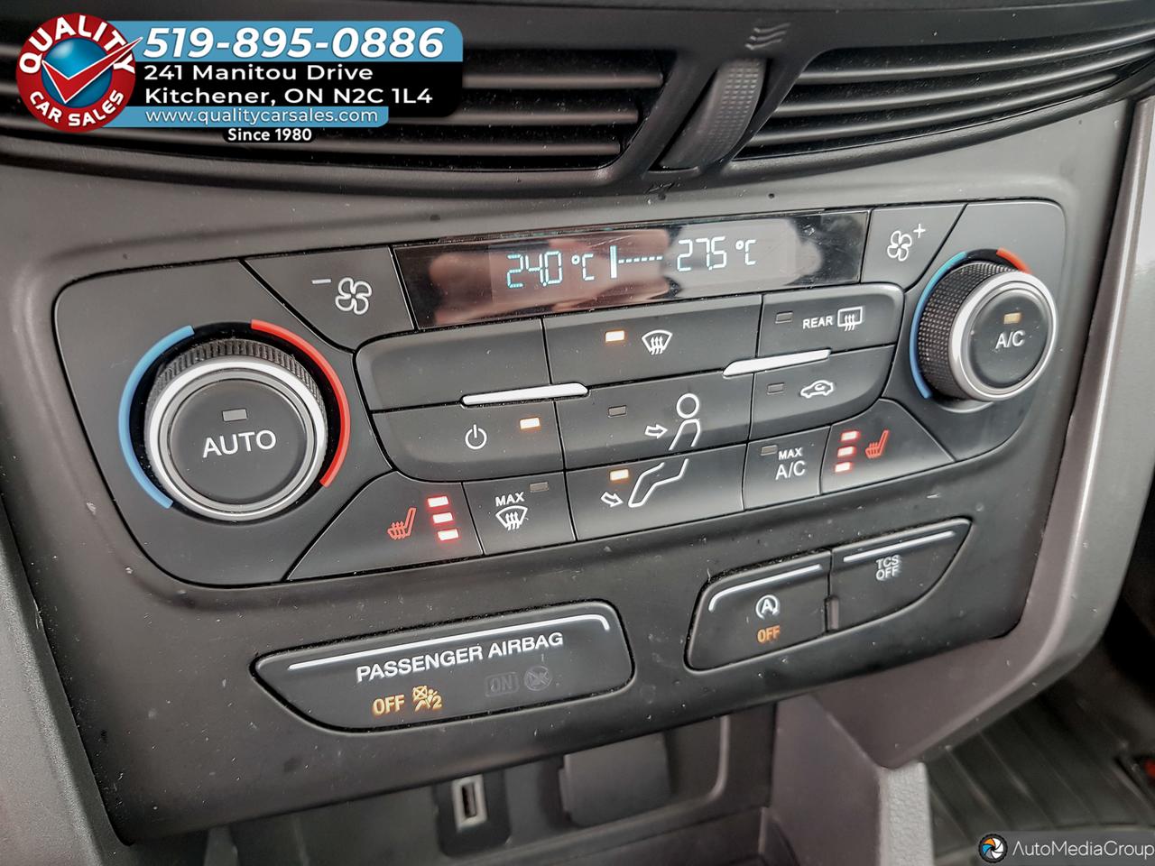 2019 Ford Escape SEL *LEATHER-SUNROOF-NAVIGATION* Photo