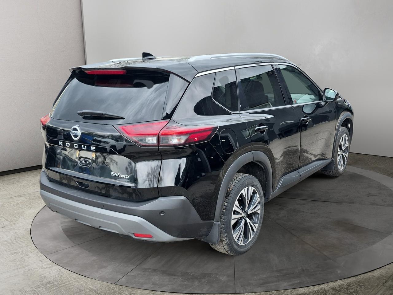2021 Nissan Rogue SV Photo