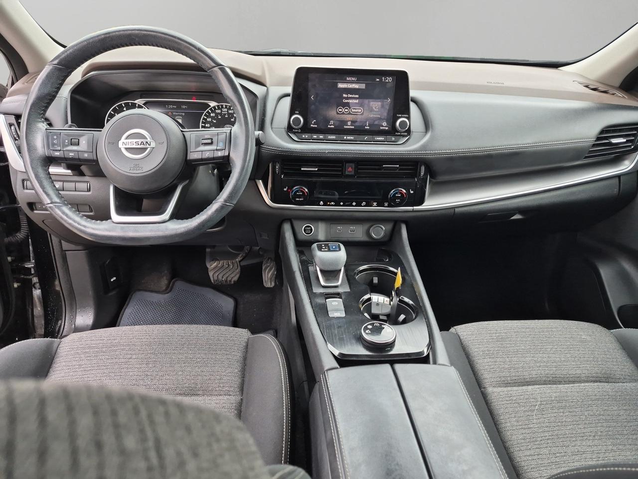 2021 Nissan Rogue SV Photo