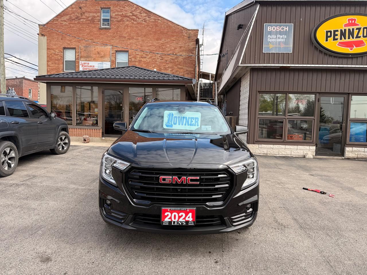2024 GMC Terrain SLT Photo