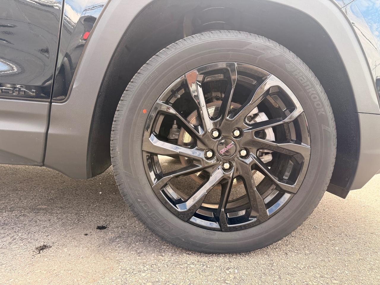 2024 GMC Terrain SLT Photo