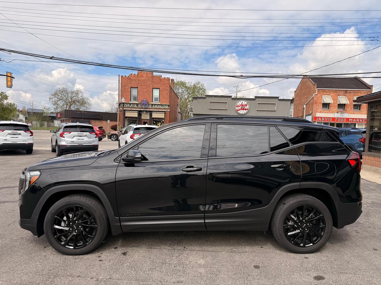 2024 GMC Terrain SLT Photo