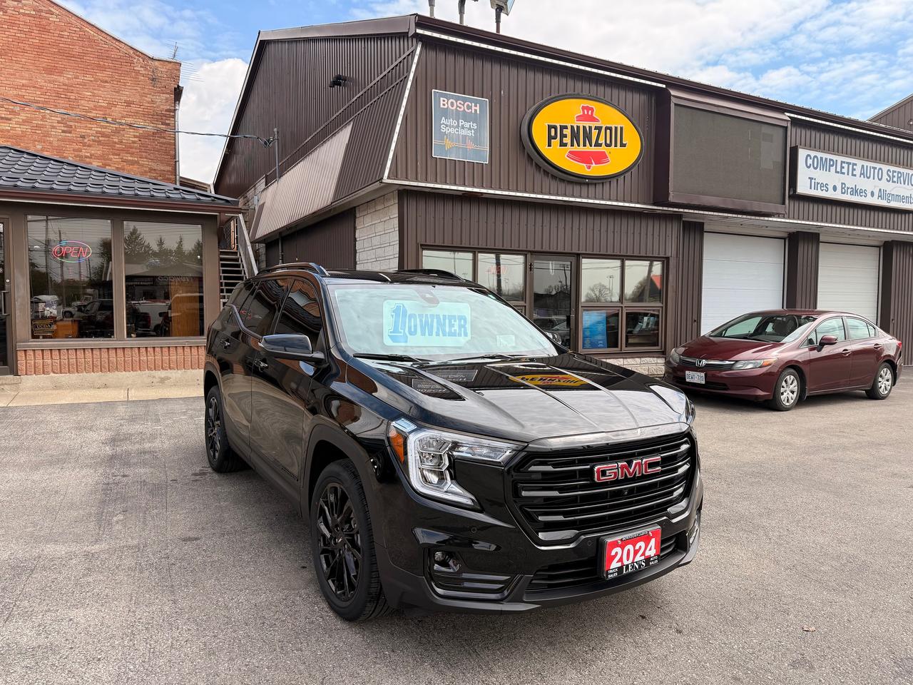 2024 GMC Terrain SLT Photo