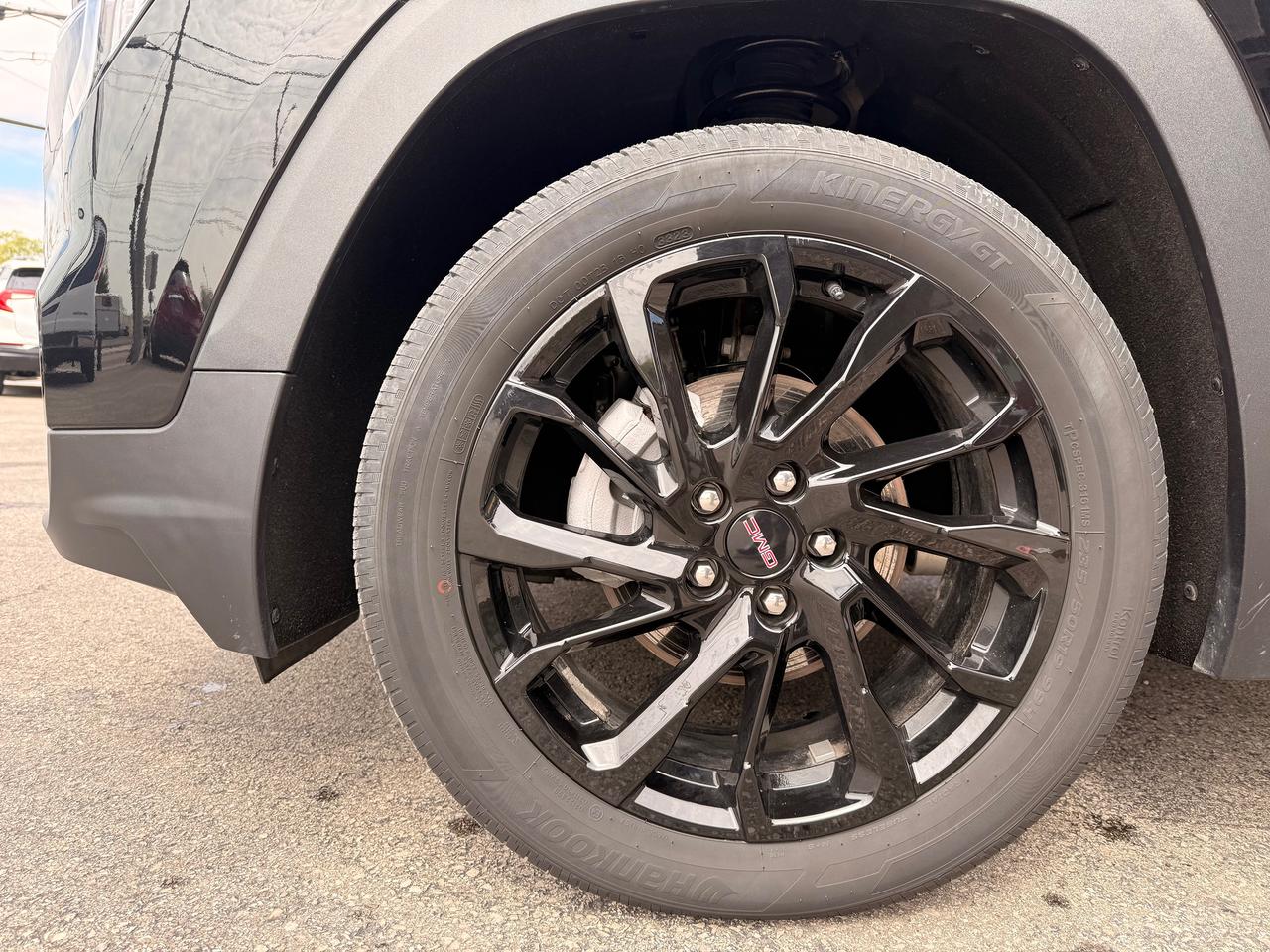 2024 GMC Terrain SLT Photo