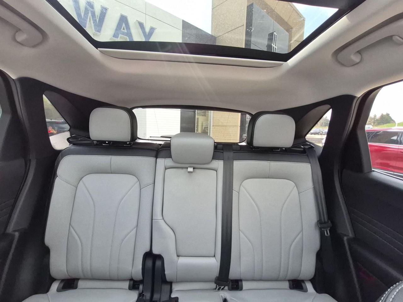 2025 Ford Escape PLUG-IN-HYBRID! PANO ROOF! HEADS-UP DISPLAY! Photo