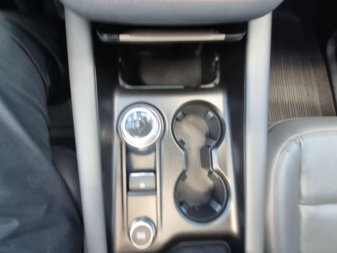 2025 Ford Explorer COMFORT PACK WITH ROOF AND 20" RIMS! REMOTE START! Photo