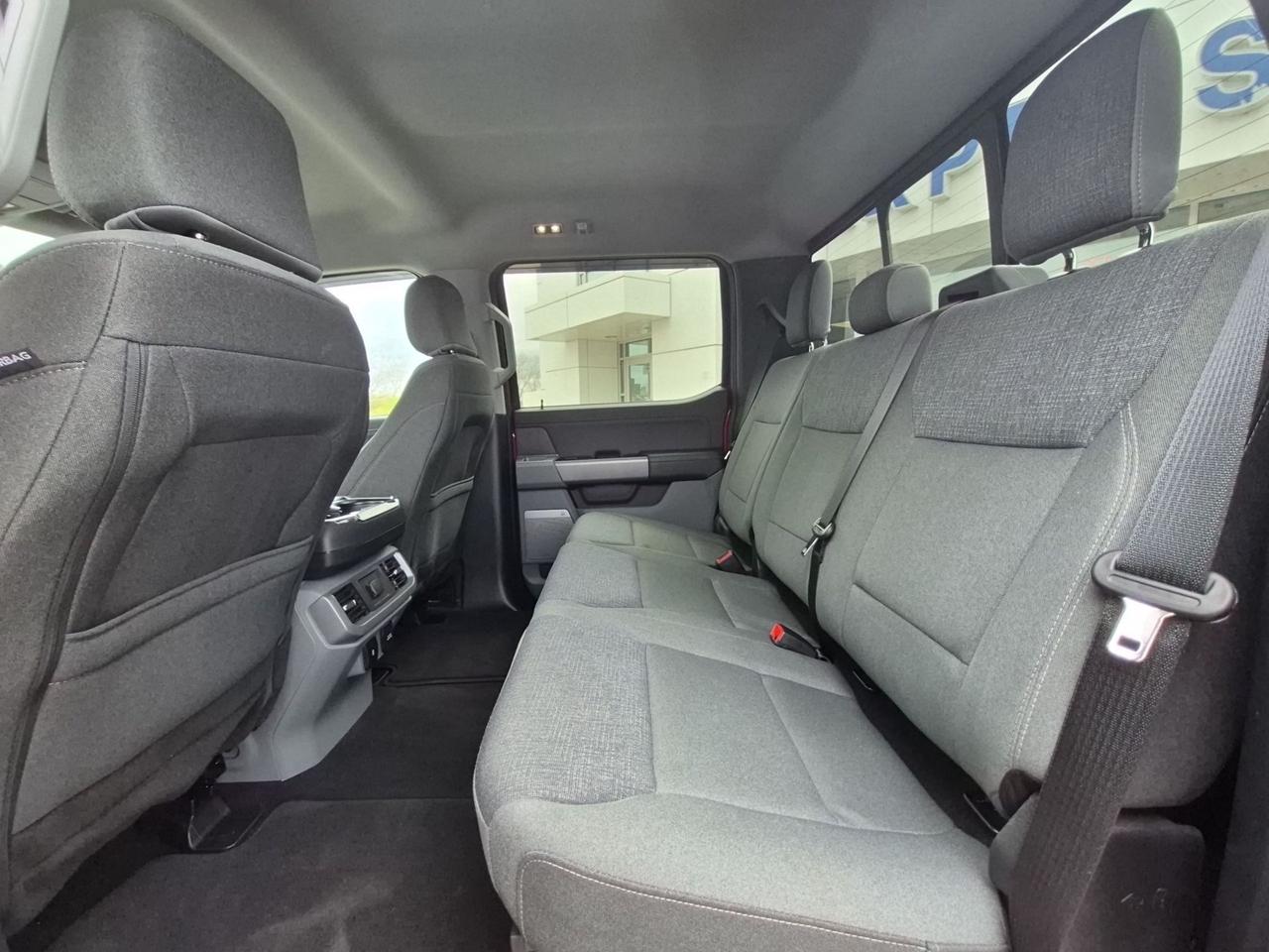 2024 Ford F-150 303A TRIM, 20" RIMS, WIRELESS CHARGING, HTD SEATS! Photo