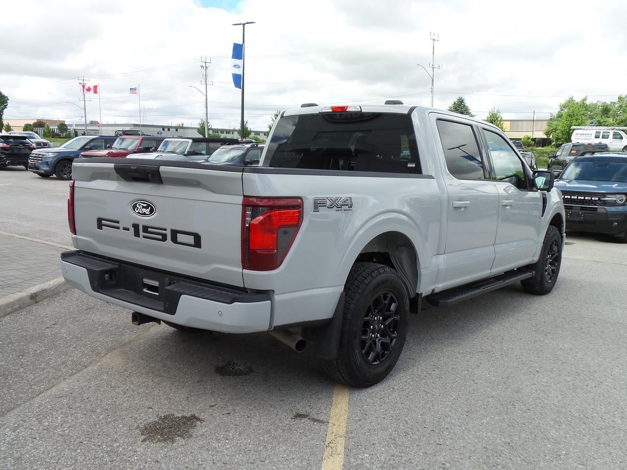2024 Ford F-150 BLACK APPEARANCE! FX4! REAR CAMERA! AVALANCHE! Photo
