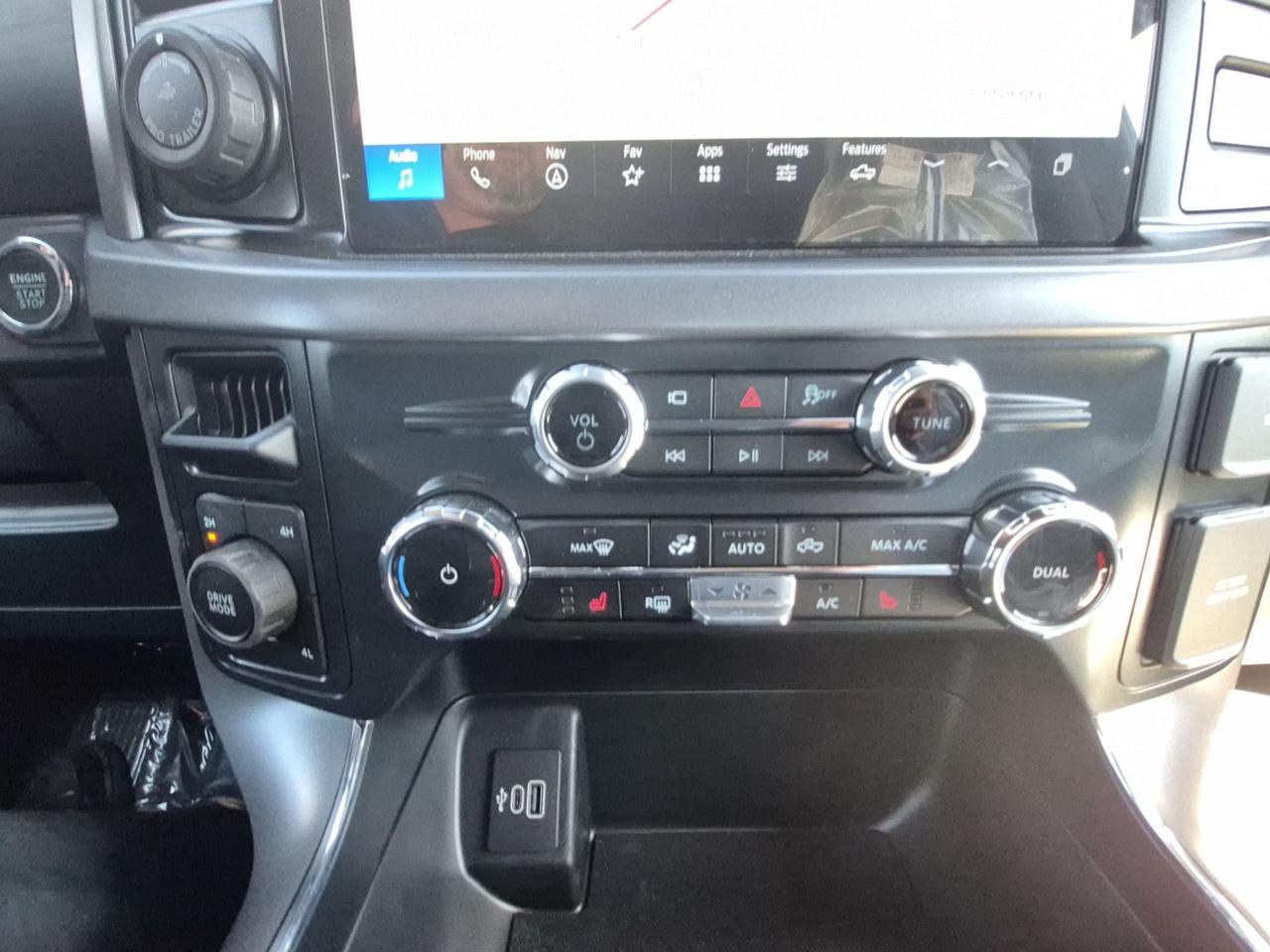 2026 Ford F-150 XLT, SPRAY IN BEDLINER, BLACK PKG, PRO TRAILER ASS Photo