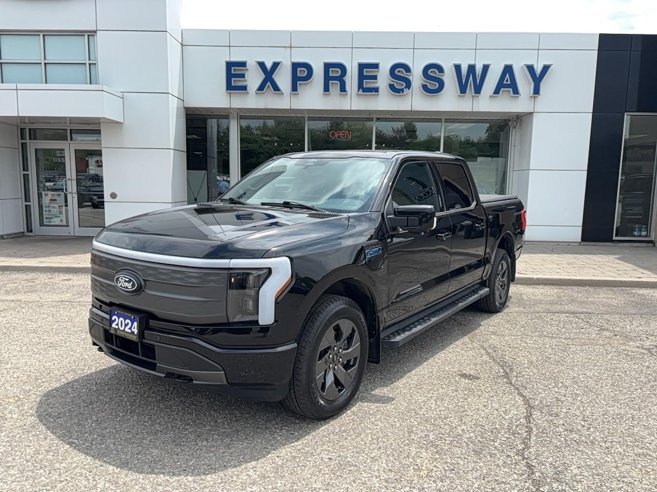 2024 Ford F-150 Lightning EXTENDED RANGE! 20" RIMS, LEATHER, 360 CAMERA! Photo1