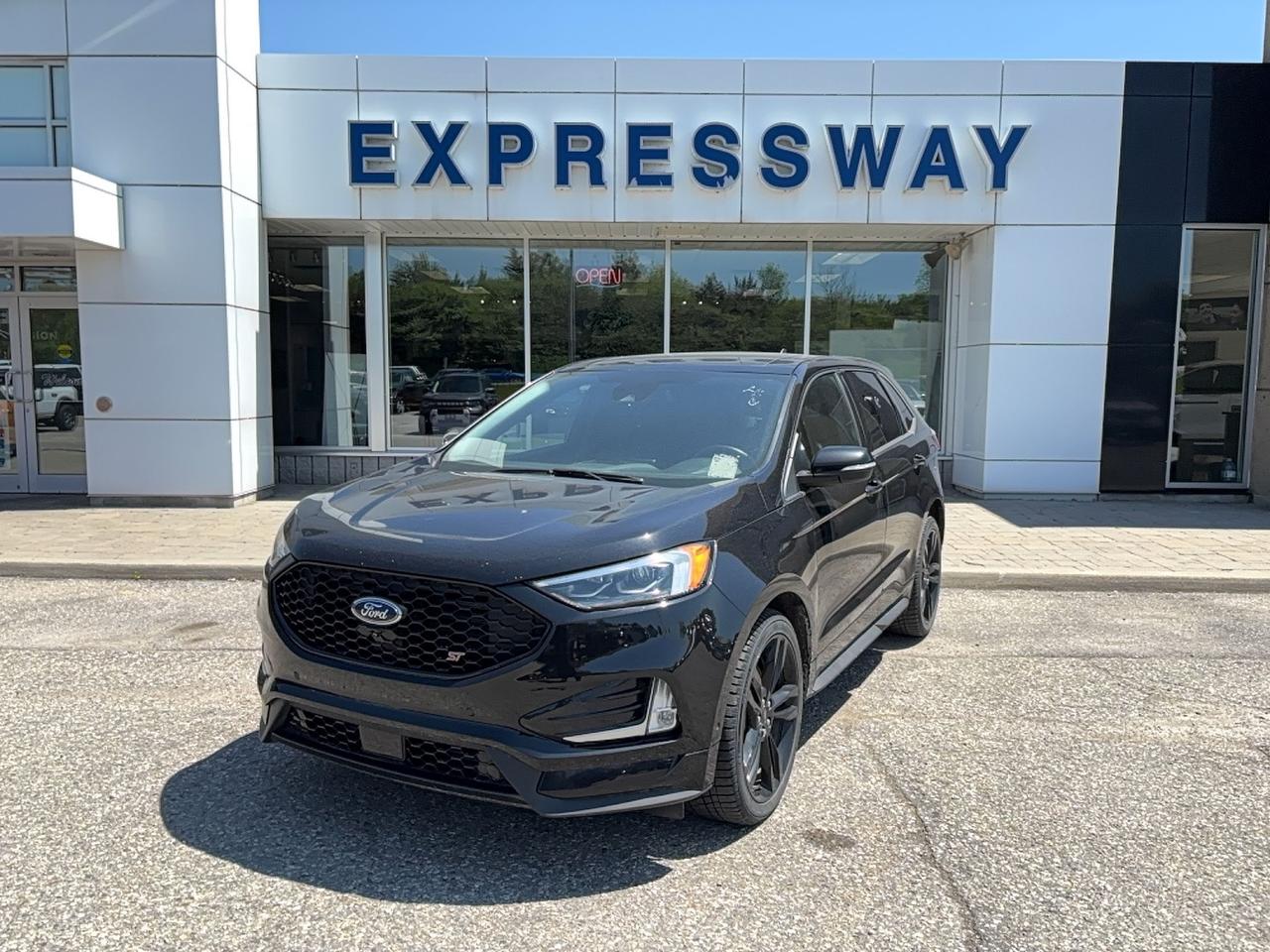 2022 Ford Edge ST, AWD, 21" RIMS, 335-HP! COLD WEATHER PACK! Photo0