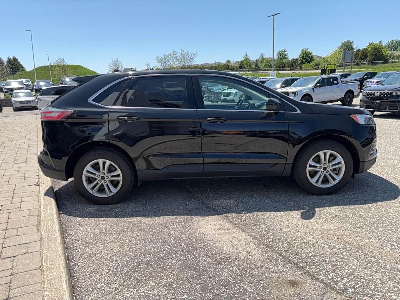 2024 Ford Edge SEL, AWD, 2L, GREAT ON GAS! REAR CAMERA! Photo3