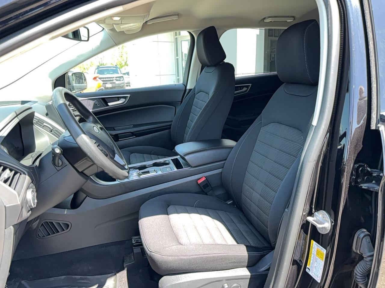 2024 Ford Edge SEL, AWD, 2L, GREAT ON GAS! REAR CAMERA! Photo