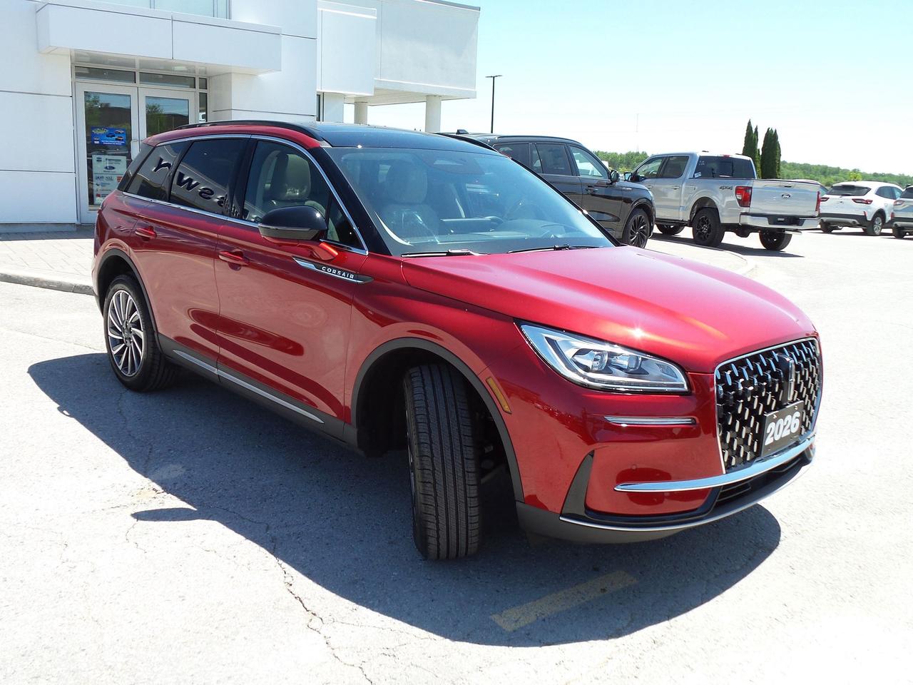 2026 Lincoln Corsair AWD, 202A! HEATED REAR SEATS! HEADS-UP DISPLAY! Photo2