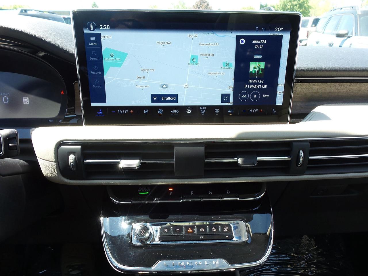 2026 Lincoln Corsair AWD, 202A! HEATED REAR SEATS! HEADS-UP DISPLAY! Photo