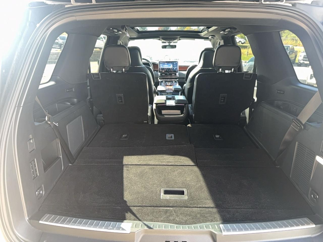 2024 Lincoln Navigator