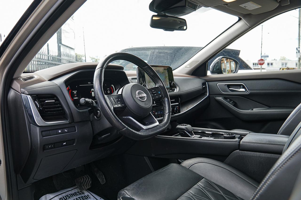 2022 Nissan Rogue Platinum AWD |FULL OPTION|PANO|NAVI|WOOD TRIM Photo