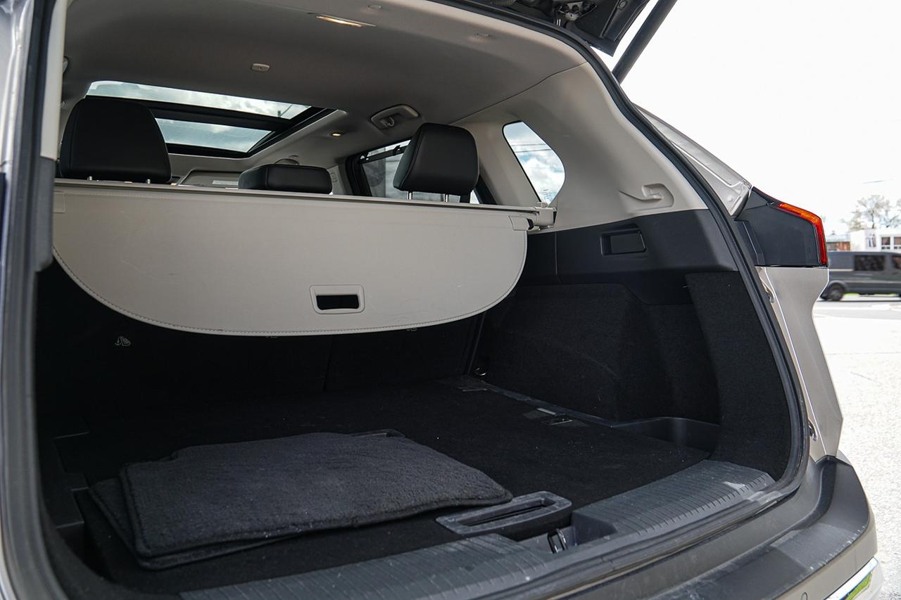 2022 Nissan Rogue Platinum AWD |FULL OPTION|PANO|NAVI|WOOD TRIM Photo
