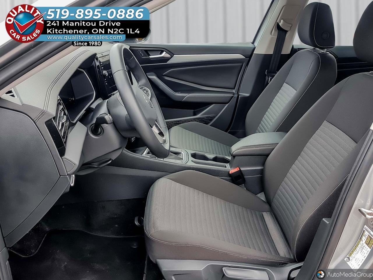 2025 Volkswagen Jetta Trendline *HEATED SEATS* Photo