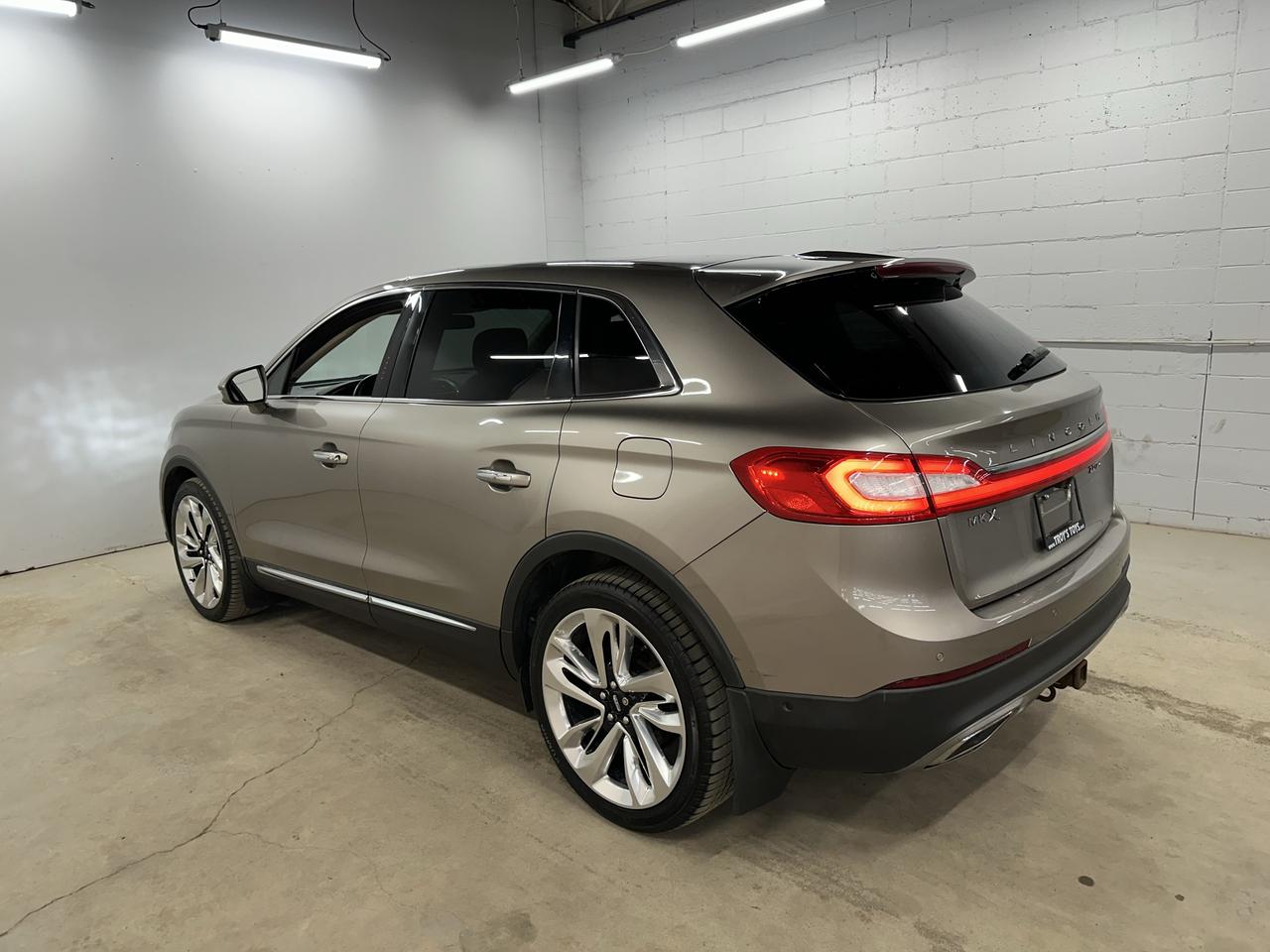 2018 Lincoln MKX Reserve Photo4