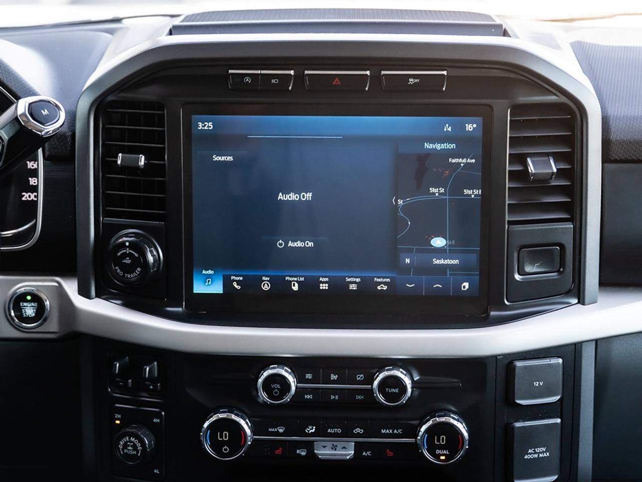 2021 Ford F-150 XLT 4WD SUPERCREW Photo8