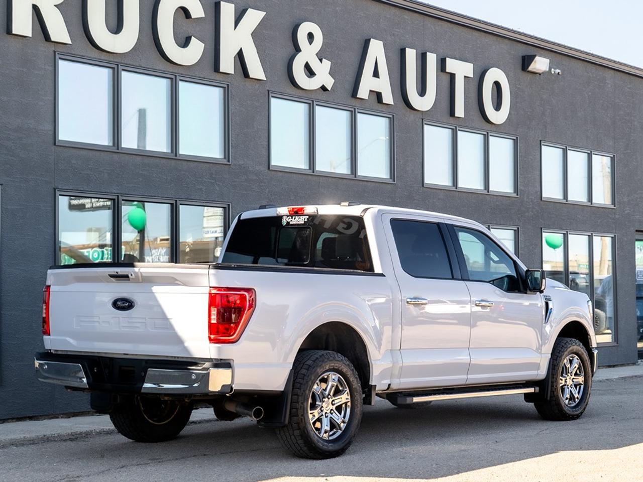 2021 Ford F-150 XLT 4WD SUPERCREW Photo5