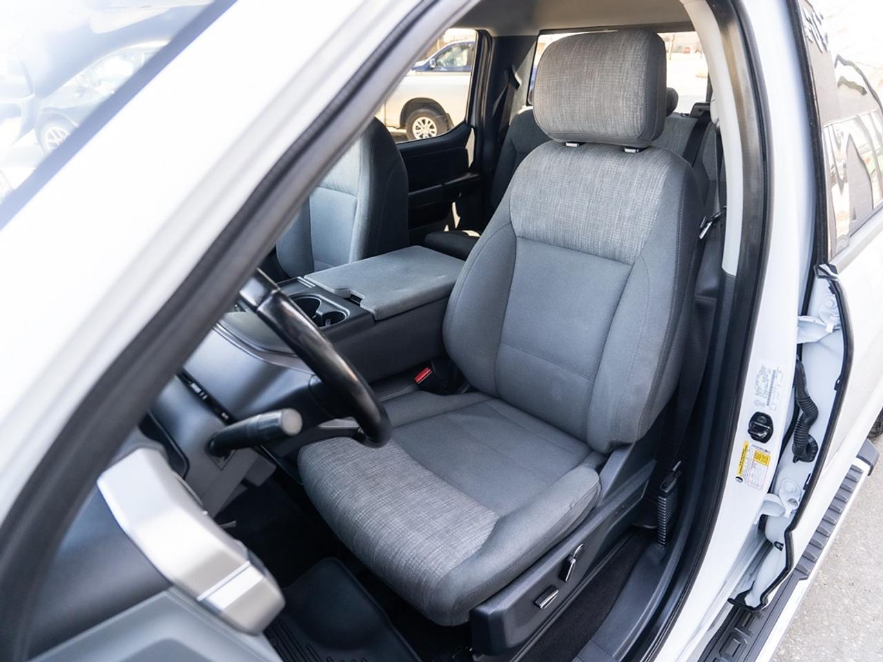 2021 Ford F-150 XLT 4WD SUPERCREW Photo18