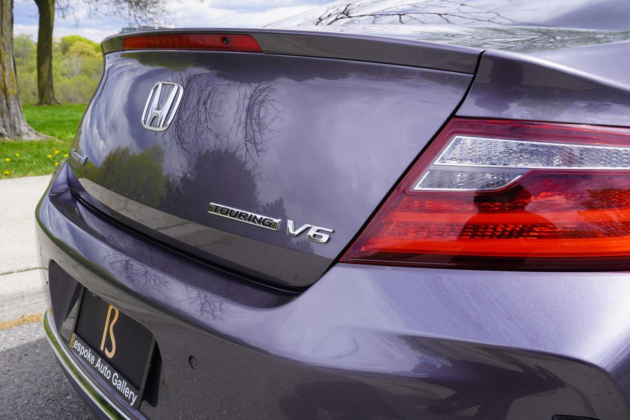 2016 Honda Accord 1 OWNER / TOURING / 6 SPEED MANUAL / V6/ LOCAL CAR Photo