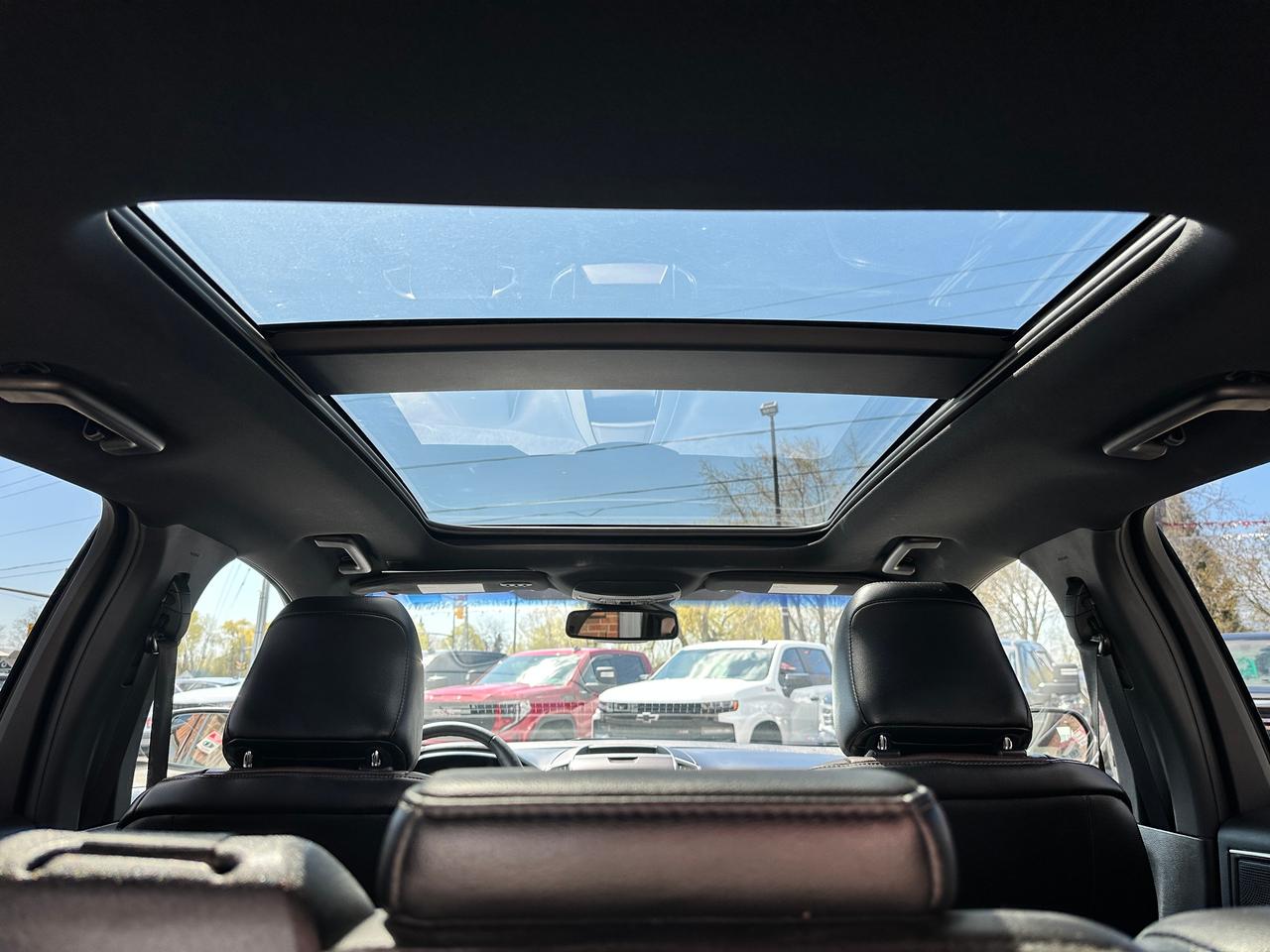 2020 Ford Edge TitaniumAWD HTD/CLD-LTHR PanoRoof XM NAV CarPlay - Photo #18