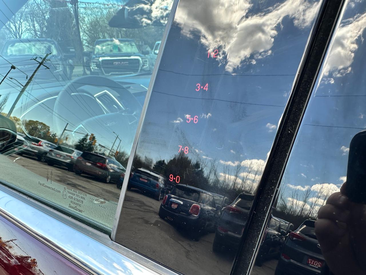 2020 Ford Edge TitaniumAWD HTD/CLD-LTHR PanoRoof XM NAV CarPlay - Photo #8