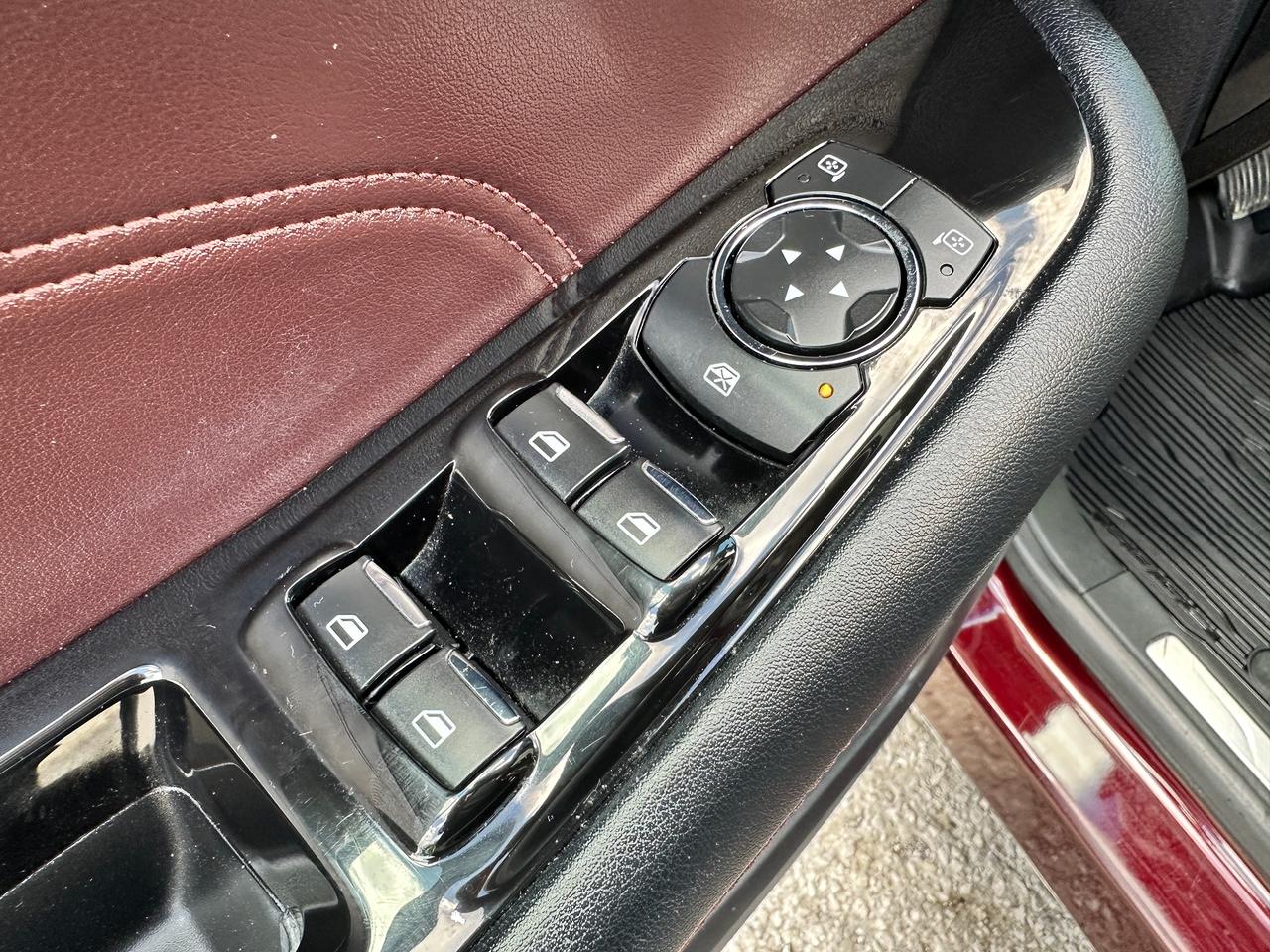 2020 Ford Edge TitaniumAWD HTD/CLD-LTHR PanoRoof XM NAV CarPlay Photo