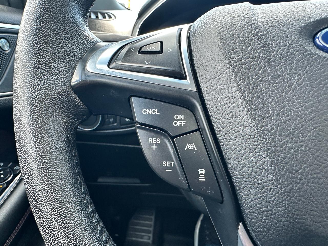 2020 Ford Edge TitaniumAWD HTD/CLD-LTHR PanoRoof XM NAV CarPlay Photo