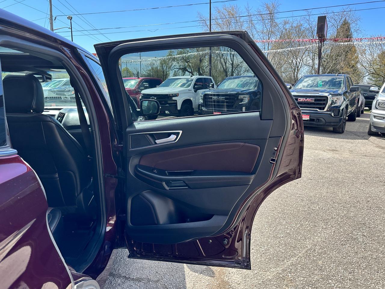 2020 Ford Edge TitaniumAWD HTD/CLD-LTHR PanoRoof XM NAV CarPlay - Photo #19