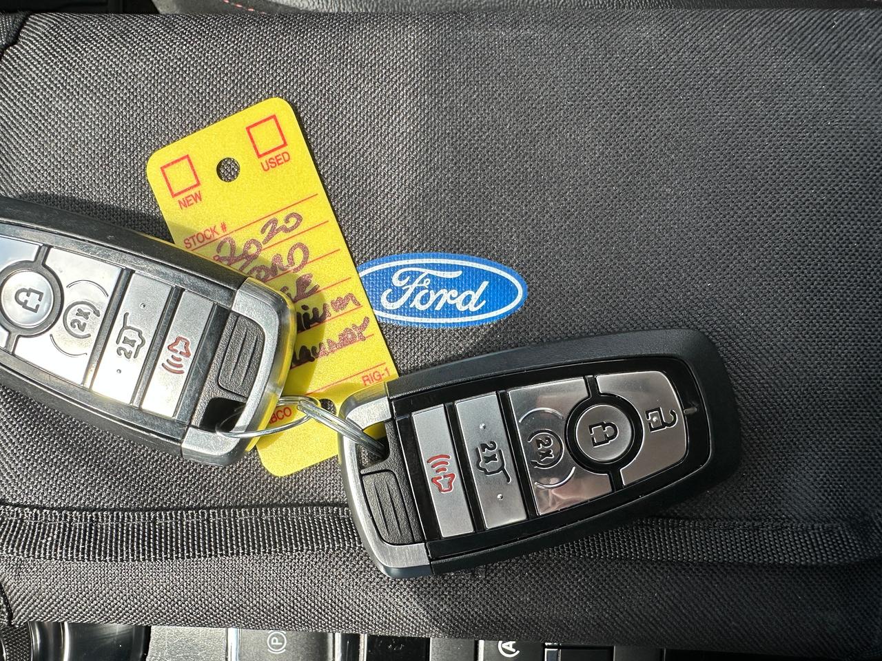 2020 Ford Edge TitaniumAWD HTD/CLD-LTHR PanoRoof XM NAV CarPlay Photo