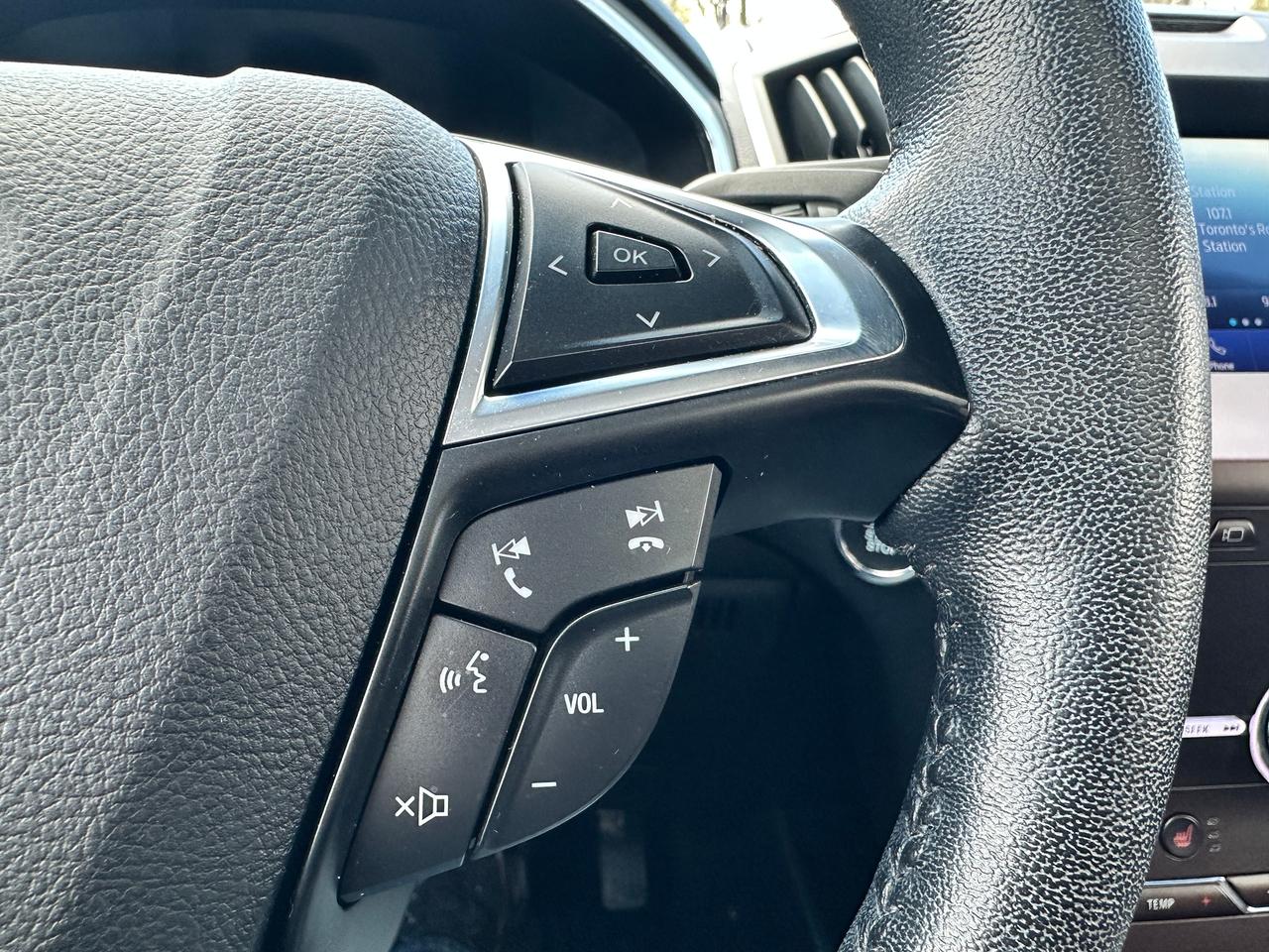 2020 Ford Edge TitaniumAWD HTD/CLD-LTHR PanoRoof XM NAV CarPlay Photo